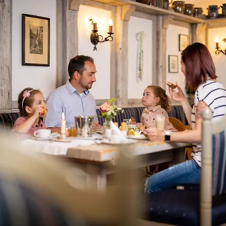 Reussischer Hof 酒店 施默尔恩