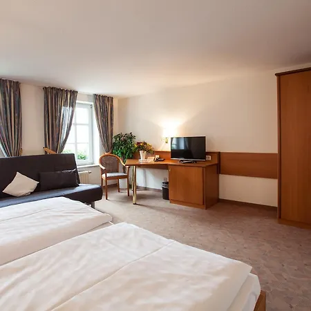 Reussischer Hof 3*