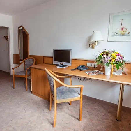 Hotell Reussischer Hof 3*