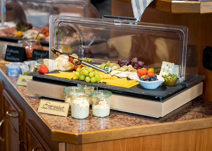 Reussischer Hof ホテル Schmölln