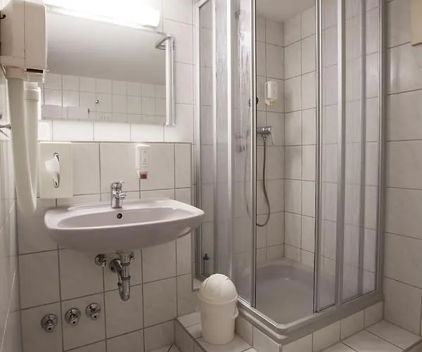 Otel Reussischer Hof